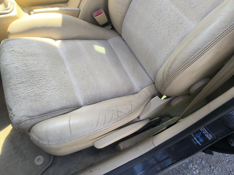 Volkswagen Passat Variant TDI96KW,190TKM,KRÁSNÝ,SERVISKA - fotka 15 z 21