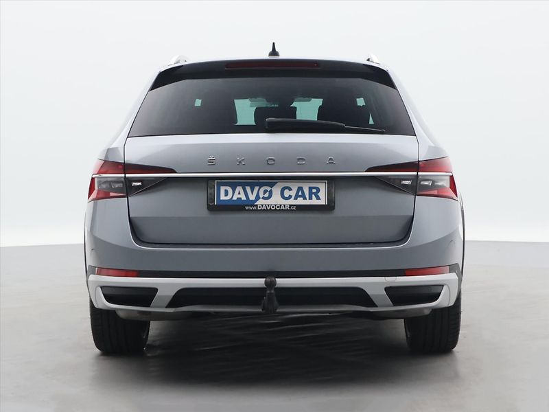 Škoda Superb 2,0 TSI 206kW Scout 4x4 DSG - fotka 6 z 35