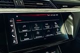 Audi e-tron 55 300kW Pano ACC 360 Tažné - náhled 28