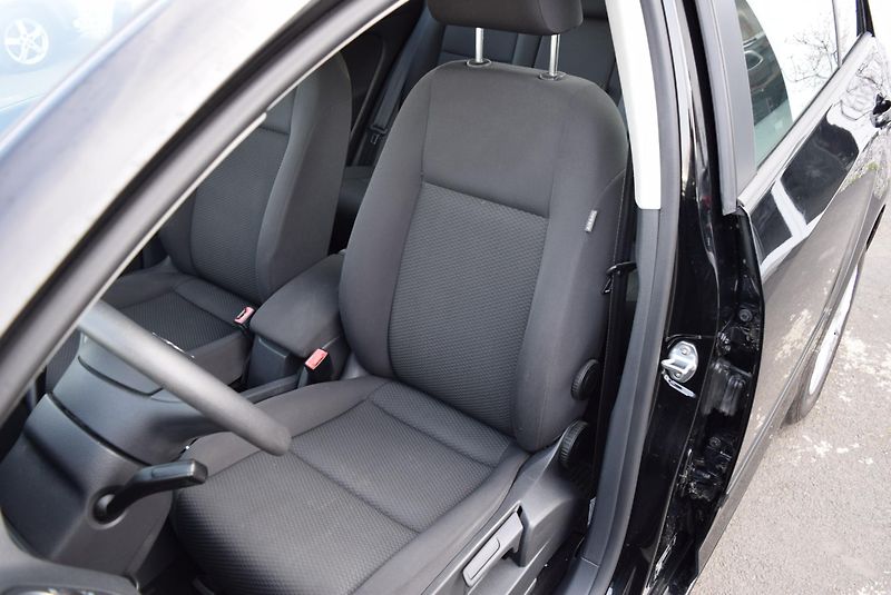 Volkswagen Golf Plus (2012) 1.2TSI 77kw TRENDLINE SENZORY  - fotka 22 z 48