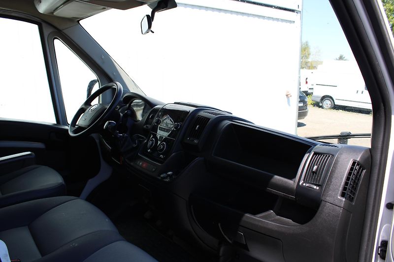 Fiat Ducato 2,3 Skříň+Chlaďák+klima+zásuvk - fotka 12 z 20