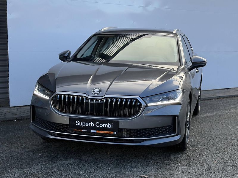 Škoda Superb (2025) L&K 7DSG 2,0 TDI - fotka 1 z 6