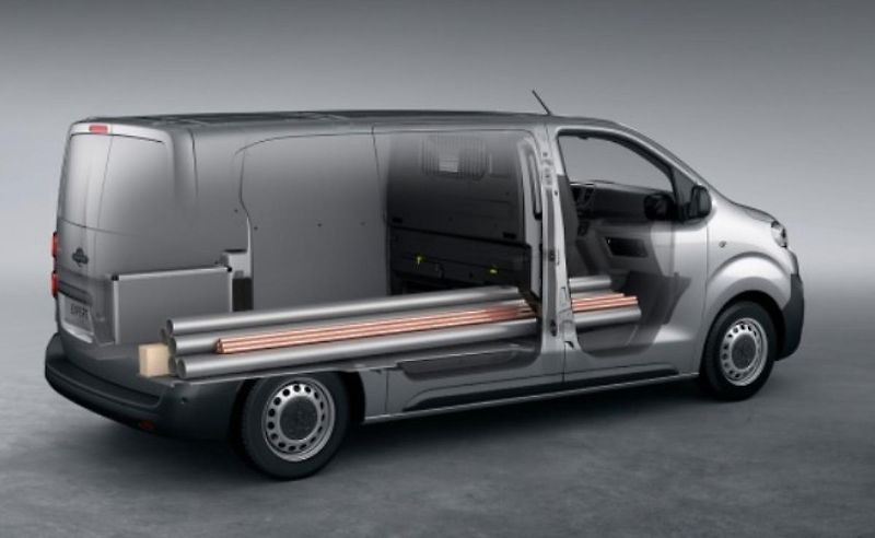 Peugeot Expert (2026) Furgon L2 2.2 BlueHDi 150 MAN6 - fotka 6 z 7