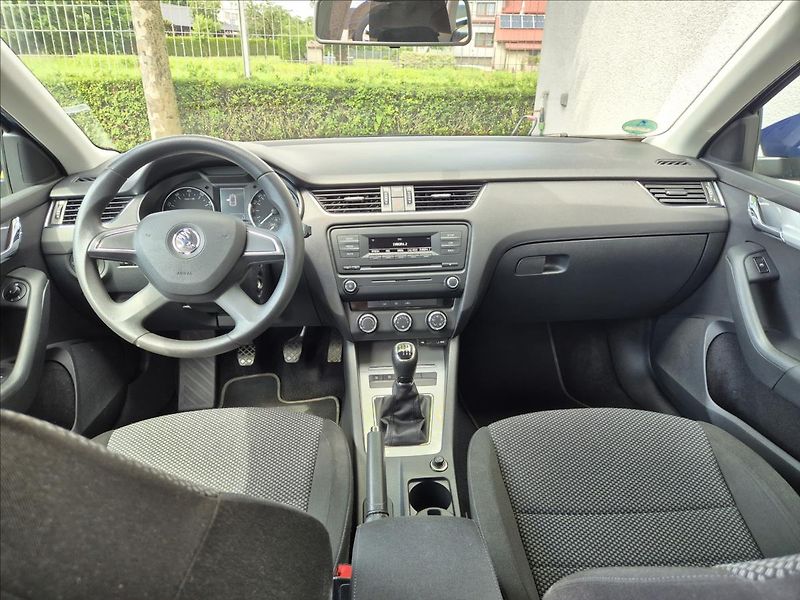 Škoda Octavia 1,2 TSI III Combi Klima Tempom - fotka 24 z 28