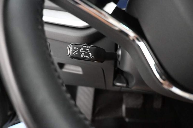 Škoda Octavia (2023) 2.0 LED DSG ACC TOUR VIRTUAL T - fotka 15 z 35