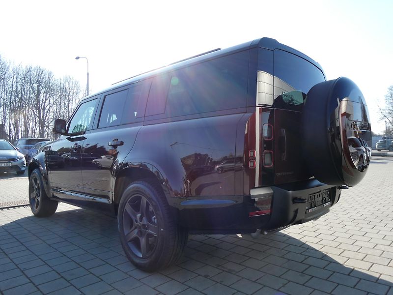 Land Rover Defender (2026) 130 3,0 X-Dynamic SE D350 - fotka 8 z 41