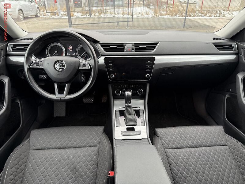Škoda Superb (2019) 2.0TDi, 2.maj,ČR, DSG, STK10 - fotka 8 z 22