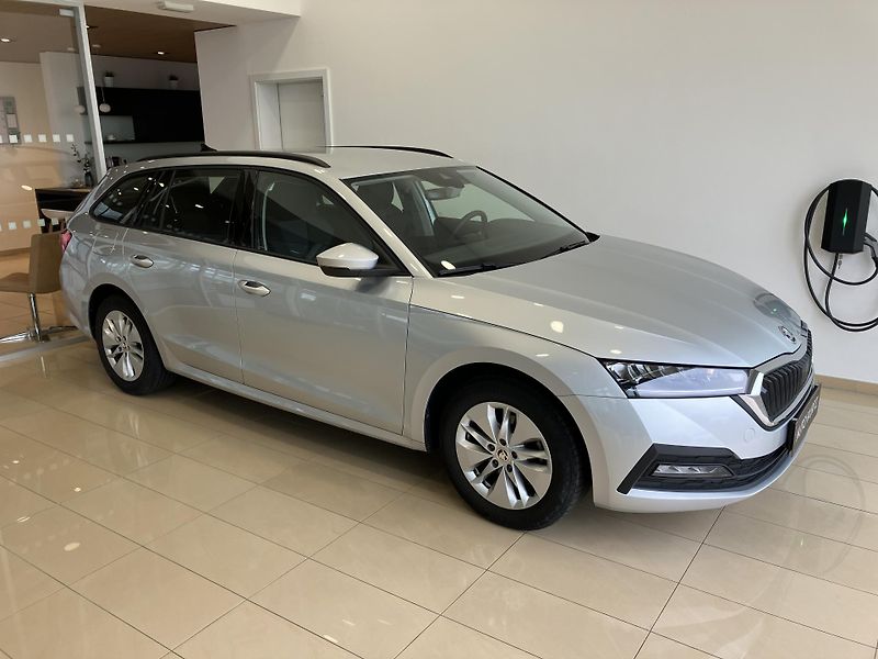 Škoda Octavia 2.0 TDI 85kW Ambition Combi M6 - fotka 2 z 30