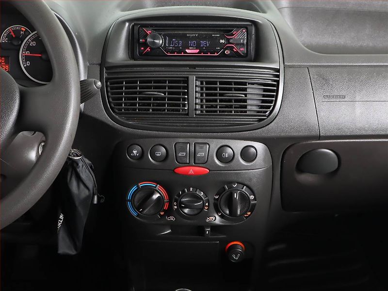 Fiat Punto (2010) 1.2 60 , po STK, Tažné - fotka 12 z 15