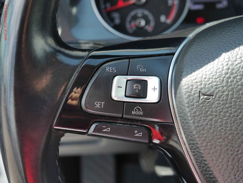 Volkswagen Golf (2018) 1.5 TSi, ČR, Comfortline - fotka 13 z 14