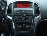 Opel Astra (2014) 1.6 T, Xenony, Tempomat - náhled 12