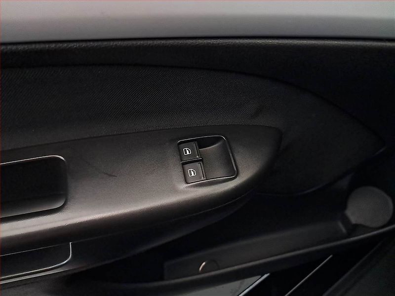 Škoda Octavia (2009) Ambiente 1.8 TSI, Serv.kniha - fotka 18 z 19