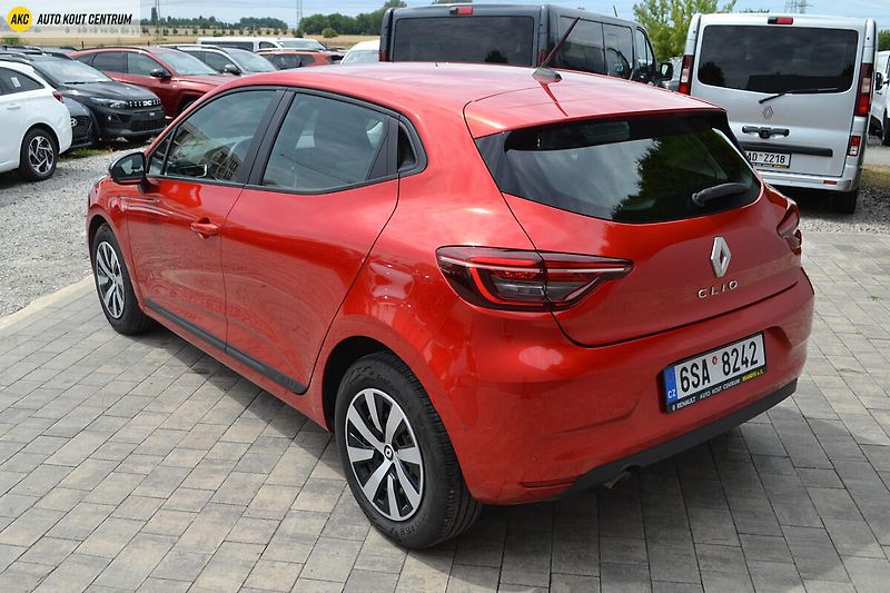 Renault Clio 1.0 TCe 90 - fotka 3 z 39