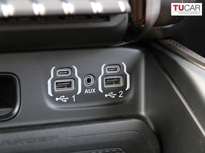RAM 1500 (2024) Longhorn 5.7 V8 Hemi  - fotka 24 z 47