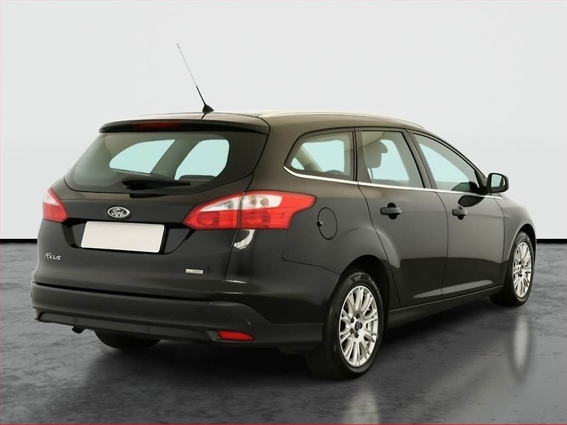 Ford Focus (2011) 1.6 TDCi, po STK, oblíbený vůz - fotka 5 z 17