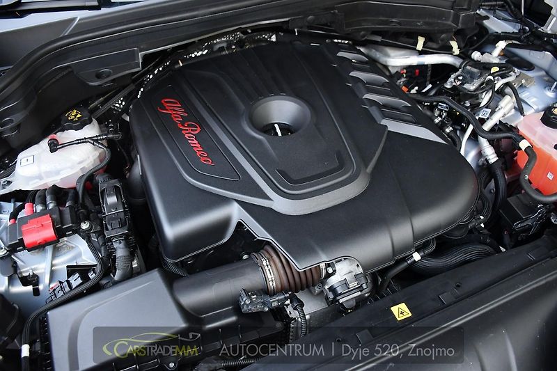 Alfa Romeo Stelvio 2,2 JTDm Q4 154kW TAŽNÉ - fotka 51 z 53