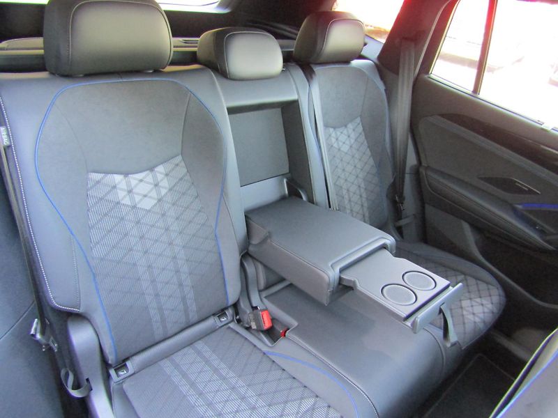 Volkswagen Tayron (2025) R-Line 2,0 TDI 142 kW 4MOT R-L - fotka 26 z 26