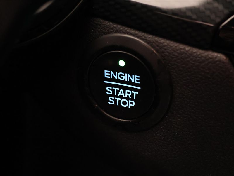 Ford Kuga 1,5 EB 110 kW ST-Line 1.Maj. - fotka 16 z 26