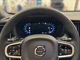 Volvo XC60 (2025) 2,0 B5 AWD Plus Dark 5949 - náhled 8