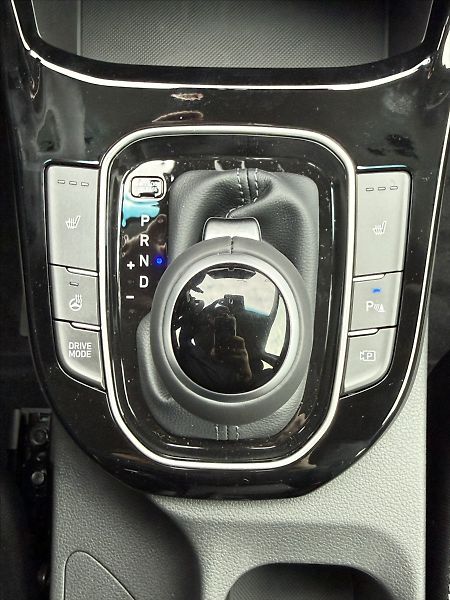 Hyundai i30 1,6 T-GDI 110kW DCT Go Czech - fotka 17 z 23