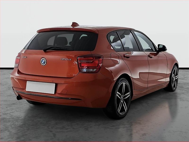BMW Řada 1 (2013) 120d xDrive, 4X4, Tempomat - fotka 5 z 21
