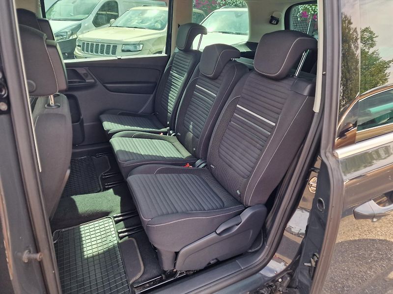 Volkswagen Sharan 2,0TDI CUP 7MÍST KAMERA TAŽNÉ  - fotka 8 z 20