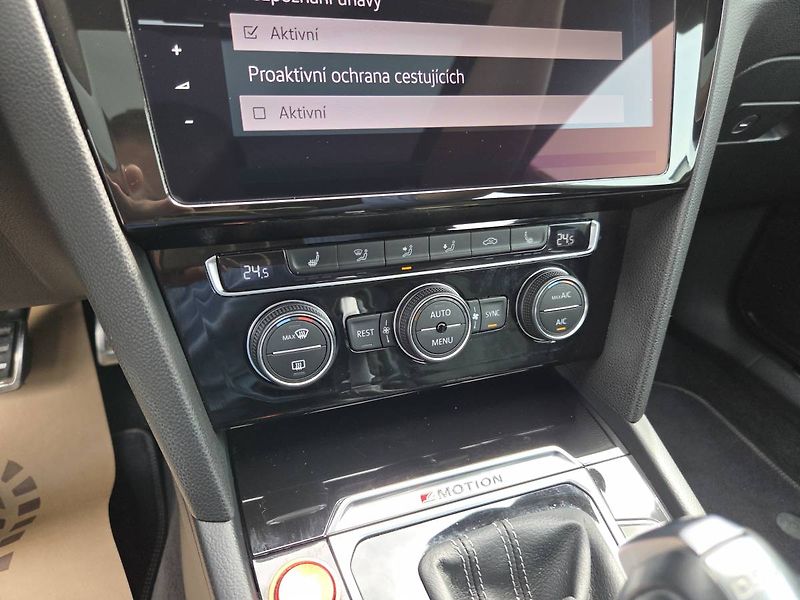 Volkswagen Arteon (2018) 2.0 BiTDI DSG 4M 176kW R-Line - fotka 45 z 71