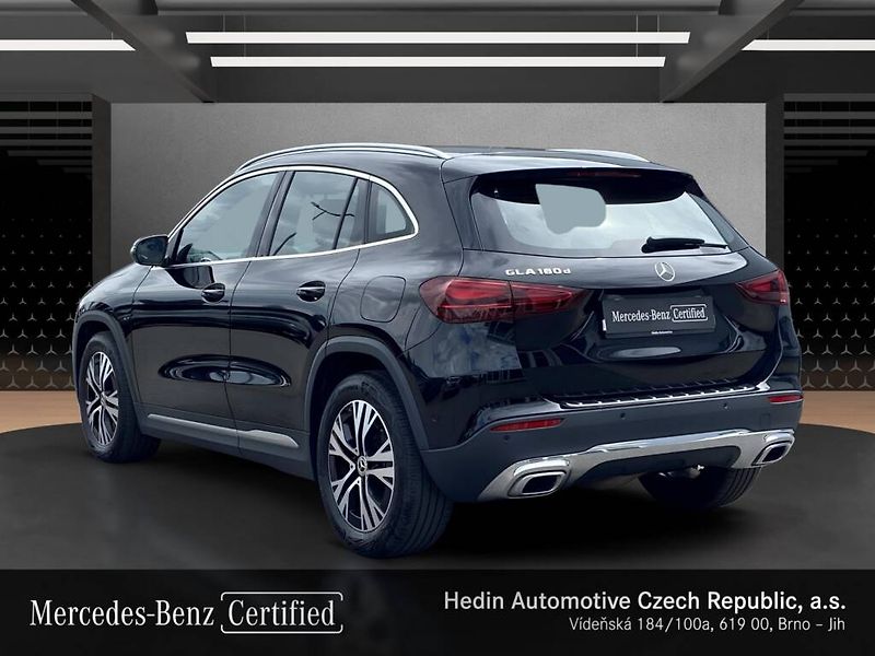 Mercedes-Benz GLA (2024) 180 d - fotka 3 z 25