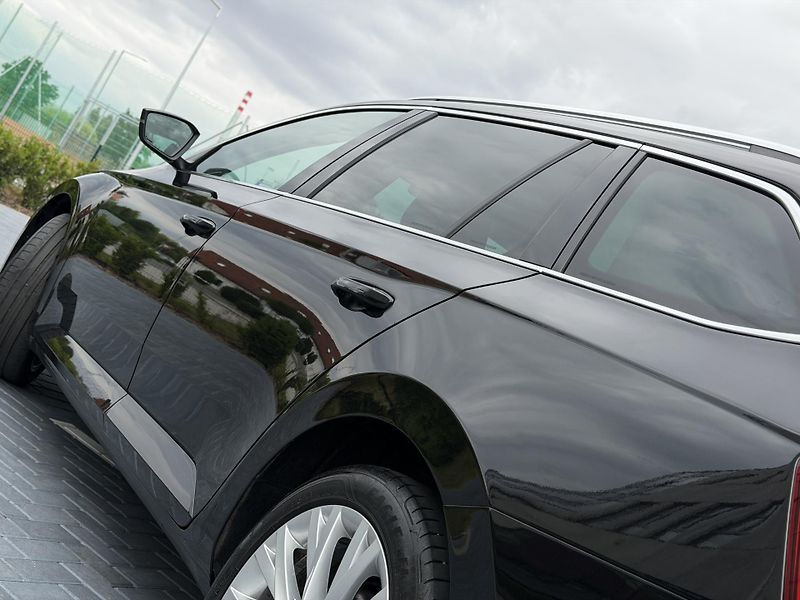 Škoda Superb (2022) 2.0 TDi 110 kw/tažné/DPH - fotka 11 z 25