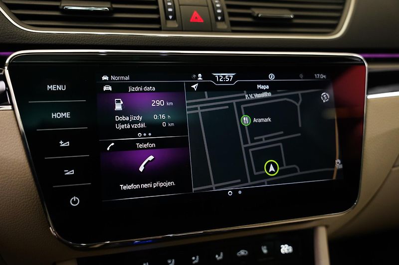 Škoda Superb - fotka 20 z 35