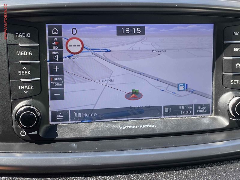 Kia Sorento (2018) 2.2 CRDi 4x4, Platinum, AT - fotka 20 z 22