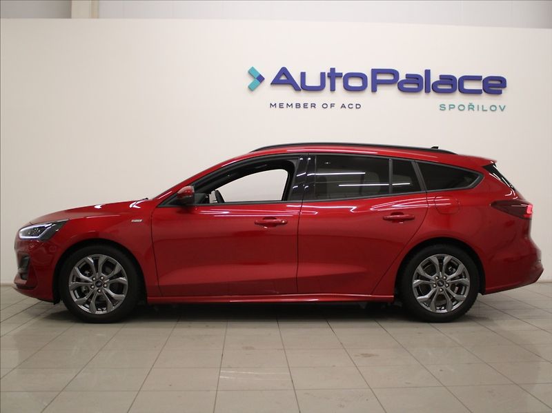 Ford Focus 1,0 EB 115kW AT ST  PANO.15tkm - fotka 5 z 20