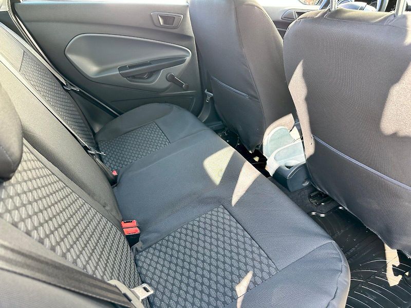 Ford Fiesta (2010) 1,4 TDCi 51 kW - fotka 19 z 23