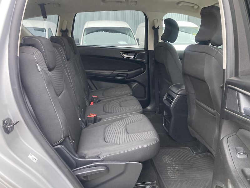 Ford S-MAX (2020) 2.0TDCi 140kW servis Ford - fotka 24 z 28