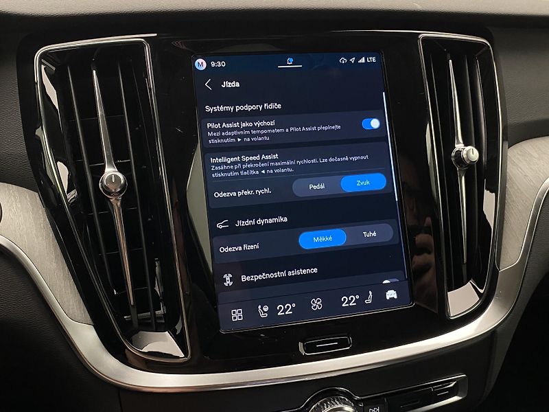 Volvo V60 (2026) B4 AUT DARK PLUS - fotka 46 z 66