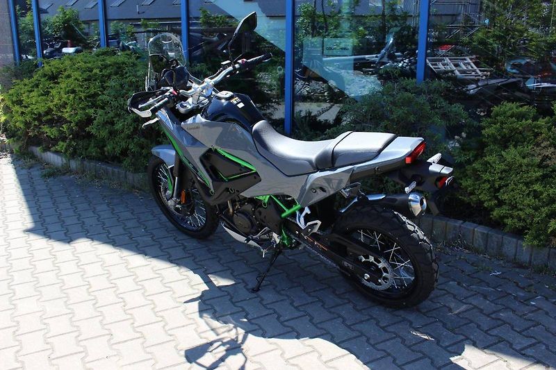 Kawasaki KLE 500 (2026) SE 2026 SKLADEM - fotka 8 z 9