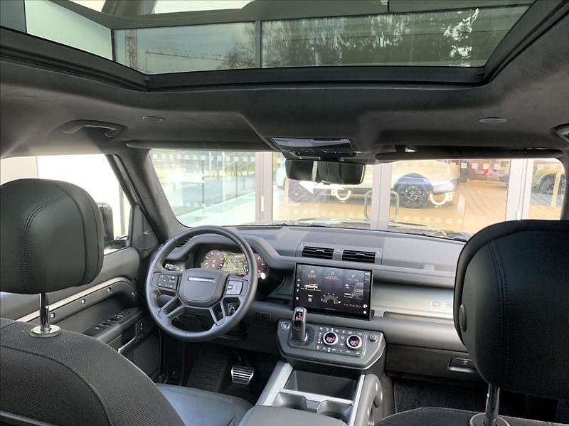 Land Rover Defender (2026) 130 D350 X AWD / 7 MÍST* - fotka 56 z 59