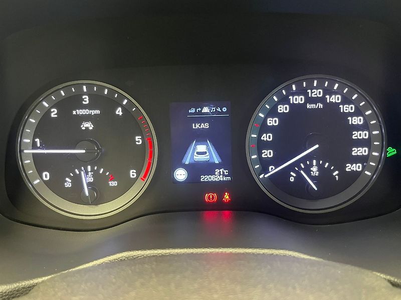 Hyundai Tucson 1.7 CRDI 85kW Best of Czech 4x - fotka 16 z 60
