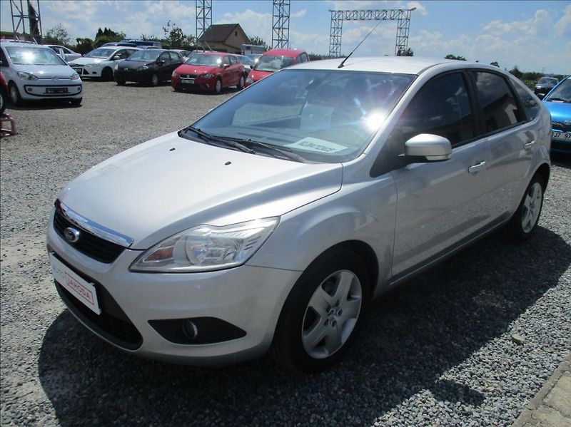 Ford Focus 1,6 i, klima, serv. kniha, - fotka 3 z 33