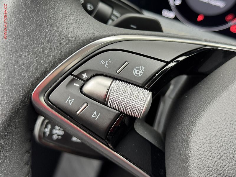 Škoda Superb (2025) 2.0 TDi, 1.maj,ČR, Selection - fotka 25 z 35
