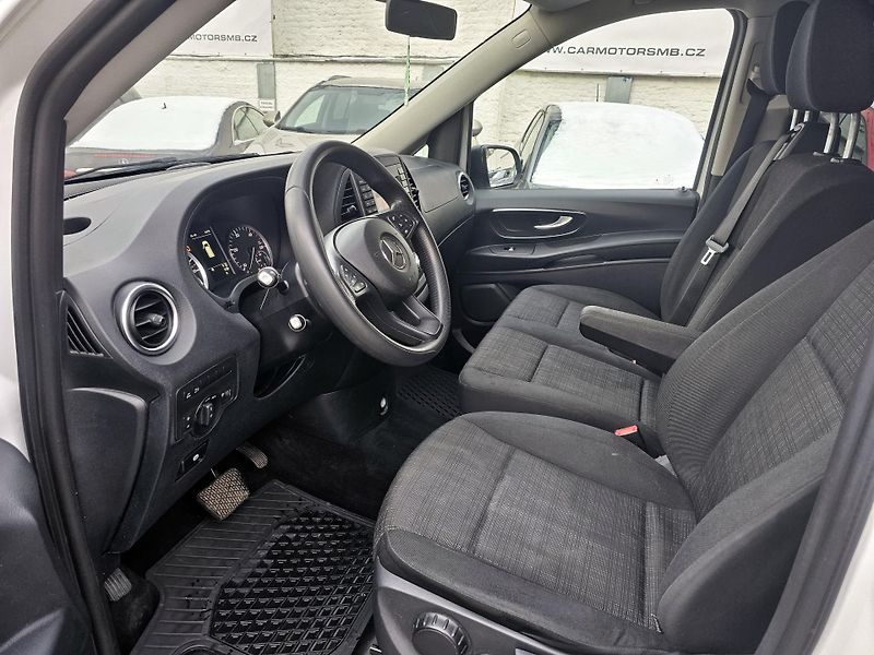 Mercedes-Benz Vito Tourer 9-míst 4Matic serv.kn. - fotka 8 z 16