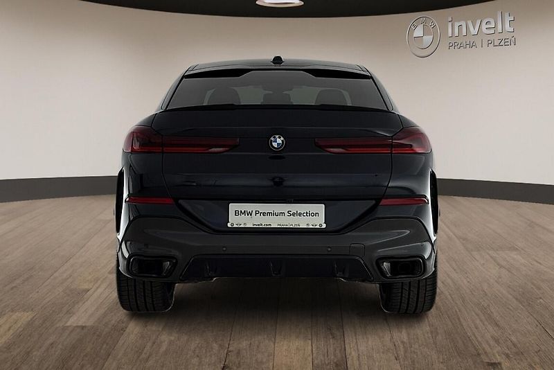 BMW X6 xDrive40d - fotka 4 z 26