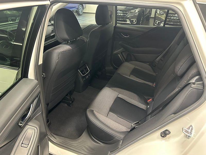 Subaru Outback (2025) 2.5 ACTIVE 2025 nové auto | Zá - fotka 22 z 47