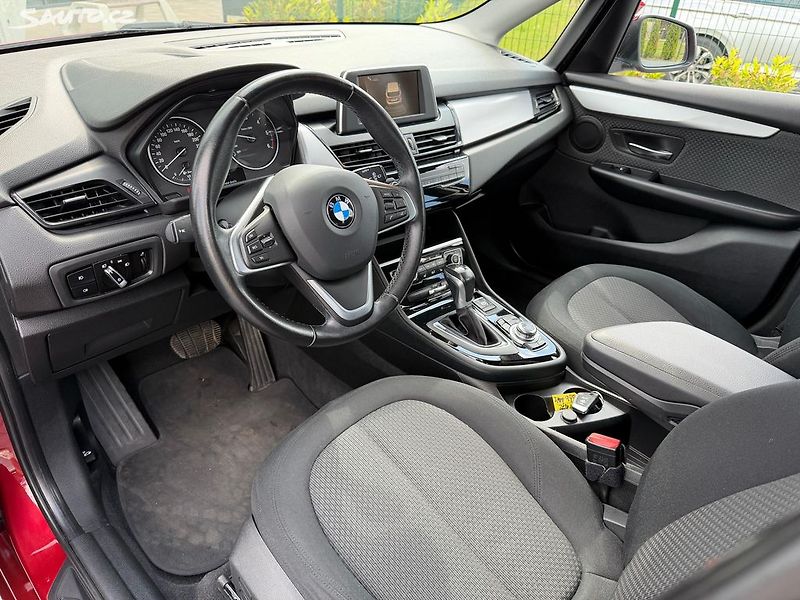 BMW Řada 2 (2014) 218d Active Tourer / automat - fotka 13 z 20