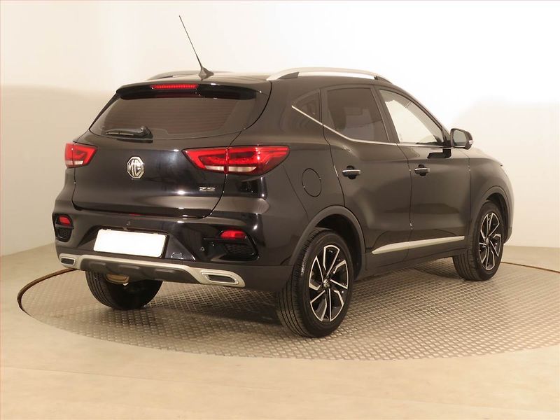 MG ZS (2025) Emotion Plus 1.5, Serv.kniha - fotka 5 z 16