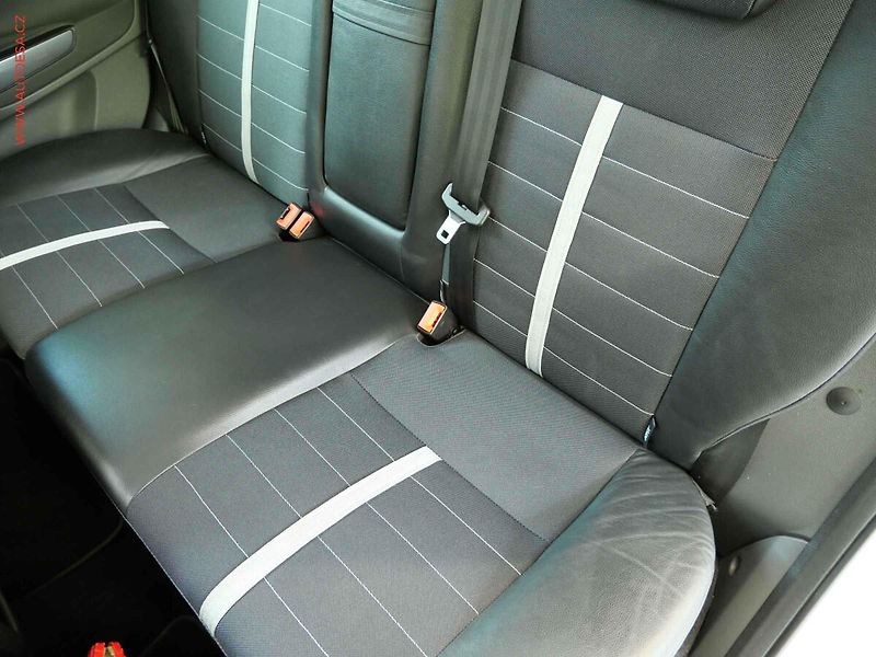 Ford Kuga (2011) 2.0 TDCi 4x4, Navigace - fotka 10 z 22