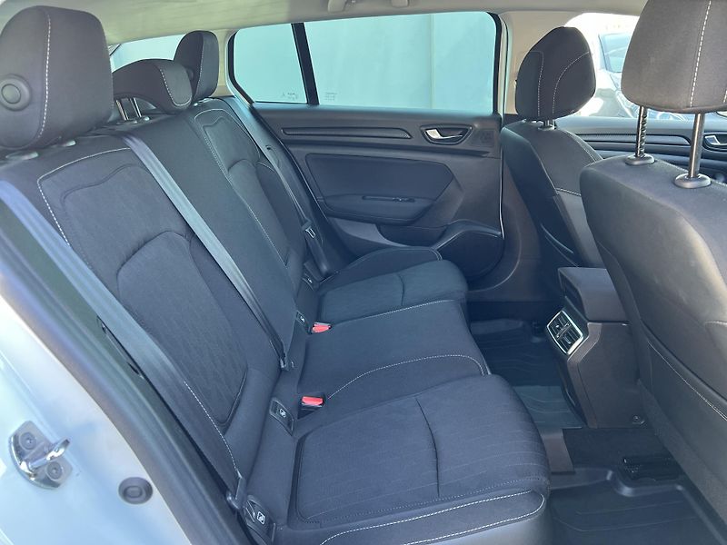 Renault Mégane 1.3TCe LIMITED ČR odp. DPH - fotka 31 z 43