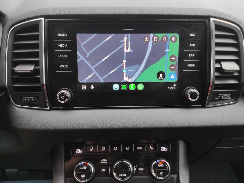 Škoda Karoq 2,0TDi 85kW STYLE,TZ,ČR - fotka 14 z 38