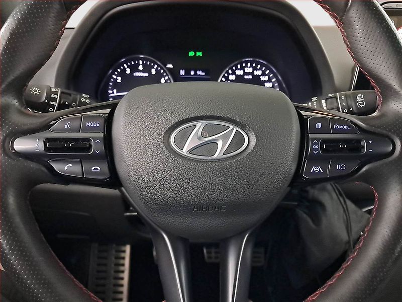 Hyundai i30 (2022) N-Line 1.5 T-GDI MHEV - fotka 19 z 21
