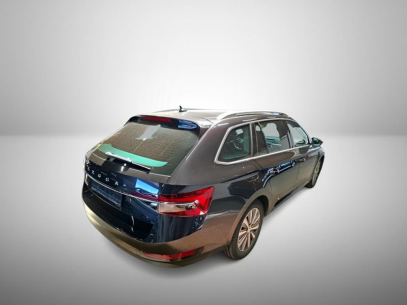 Škoda Superb 2.0TDI DSG 110KW Style DPH TZ - fotka 2 z 5